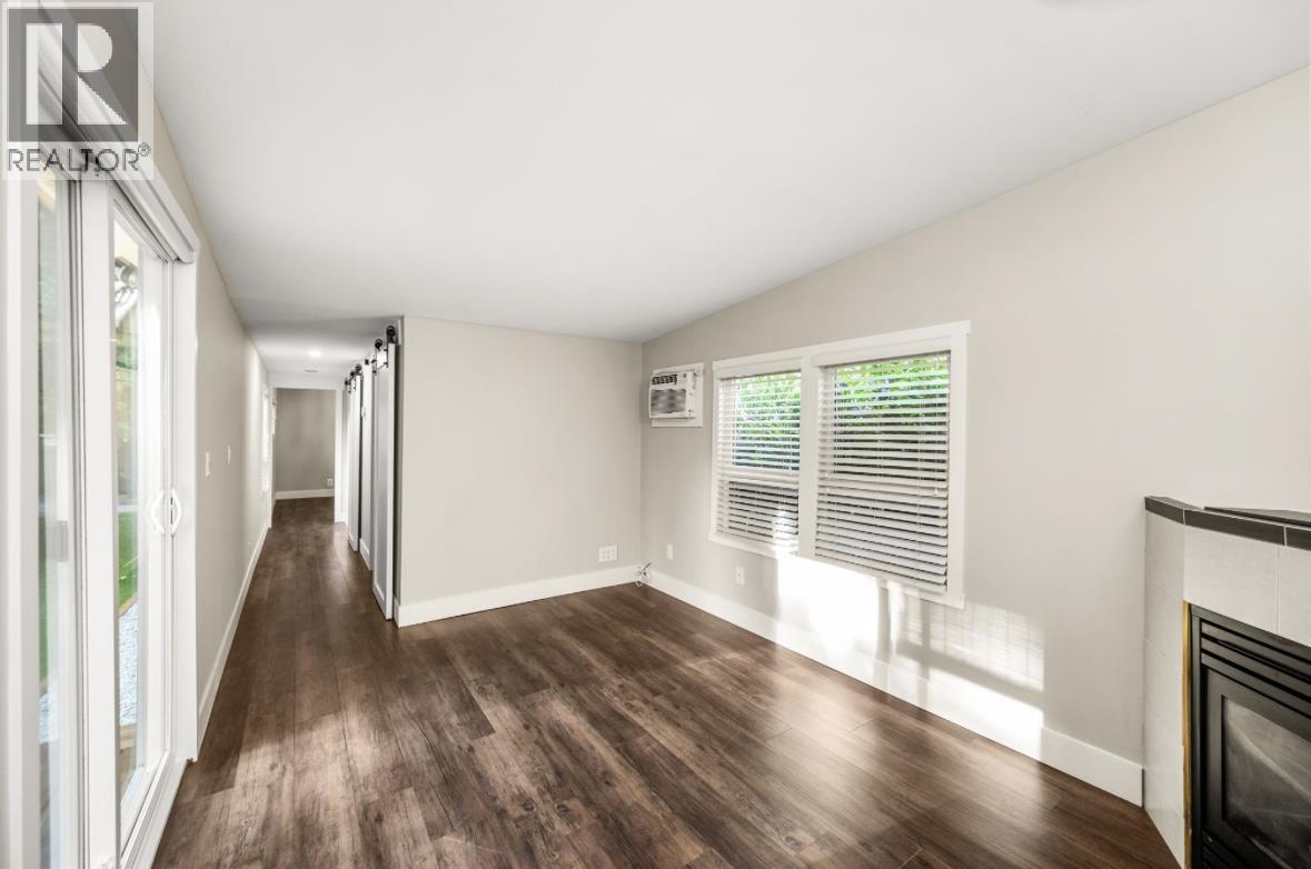 Photo 6 of 33 23325 Calvin Crescent, Maple Ridge BC