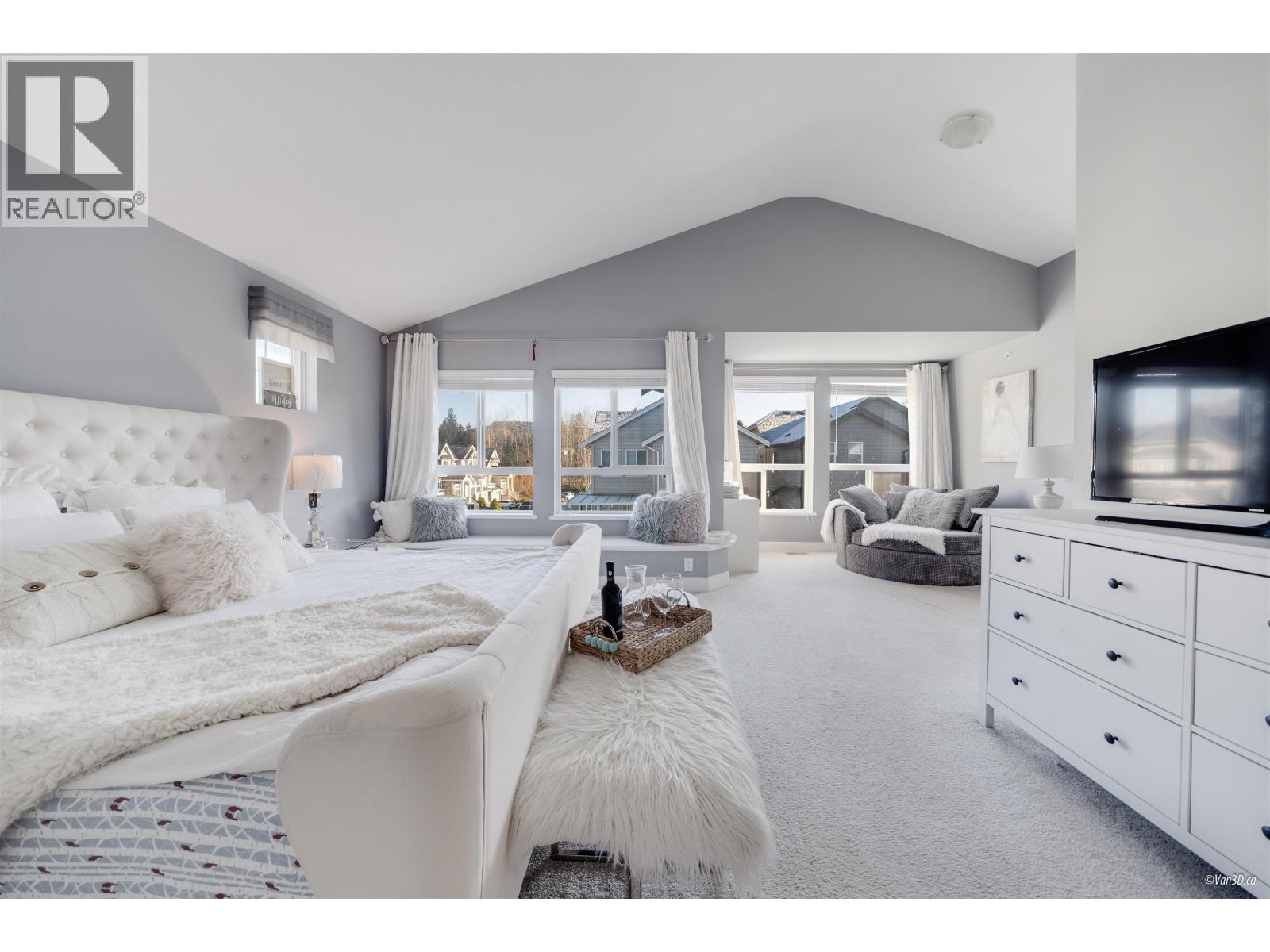 Photo 1 of 10338 238 A Street, Maple Ridge BC