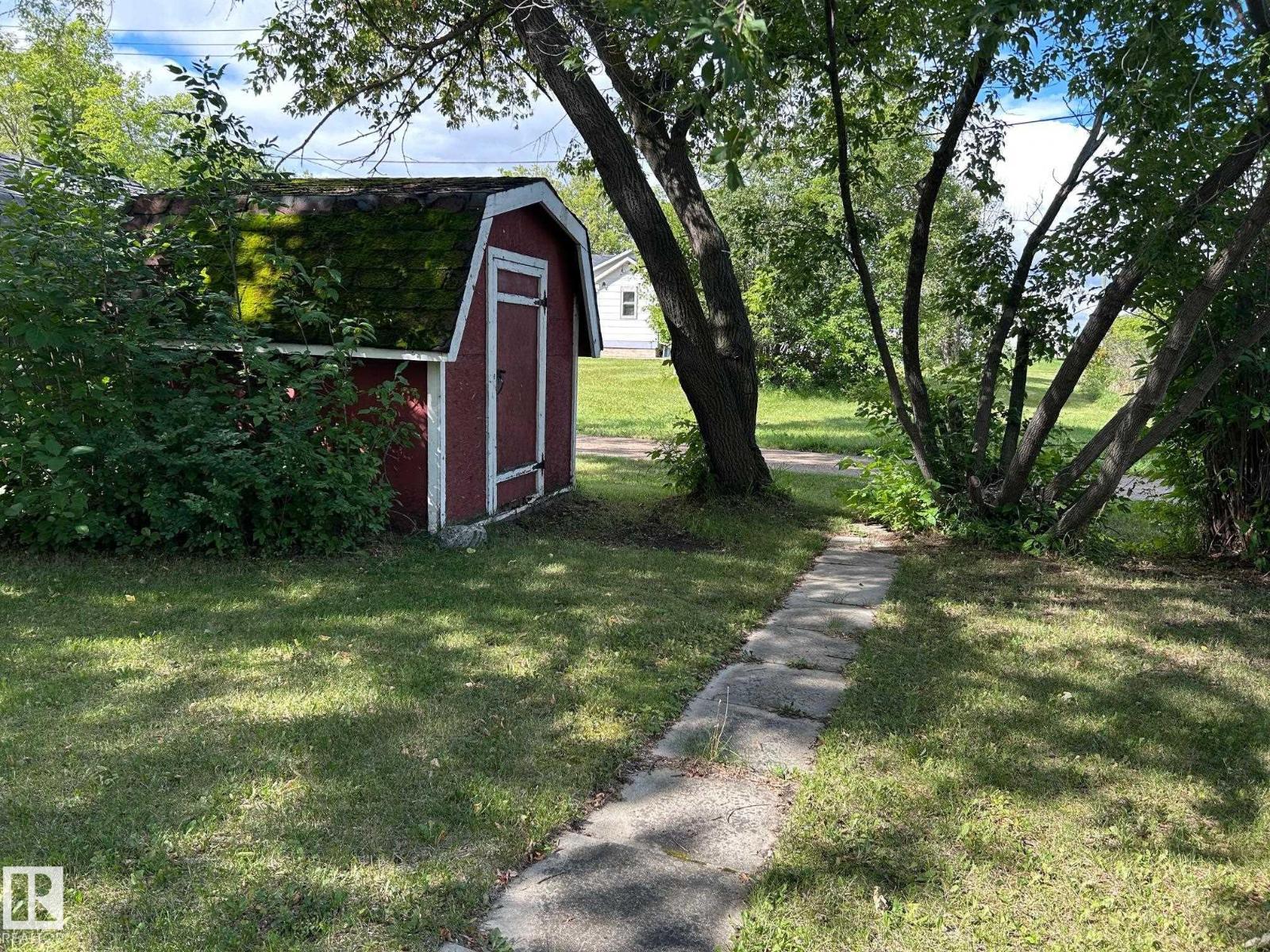 Photo 44 of 534 5 St, Thorhild AB