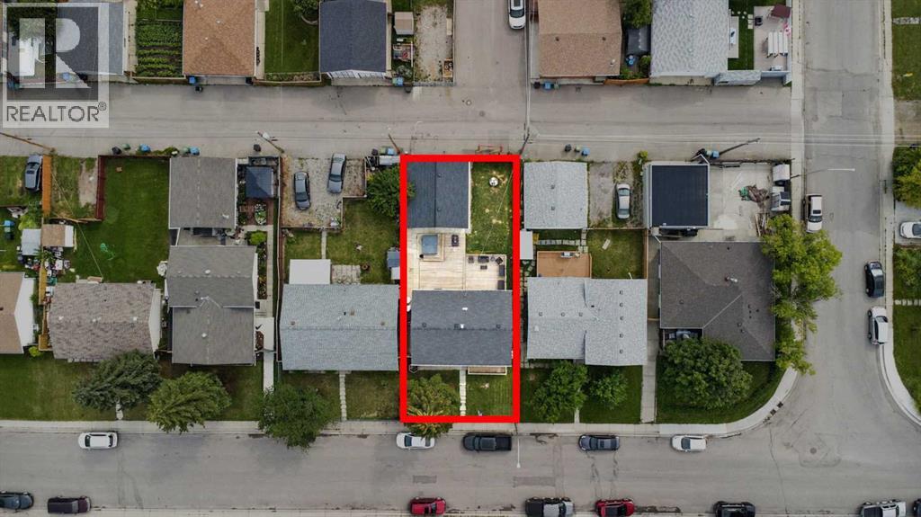 Single Family House Bungalow for Sale in  Penswood Way SE Penbrooke Meadows Calgary 