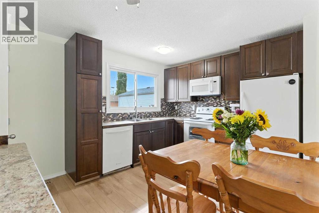 Single Family House Bungalow for Sale in  Penswood Way SE Penbrooke Meadows Calgary 