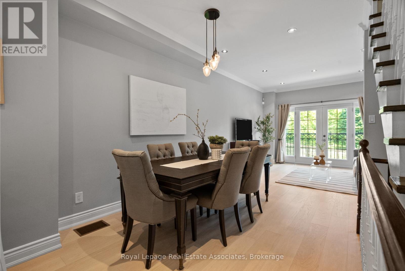 Photo 11 of 8 1 Baxter Street, Toronto ON