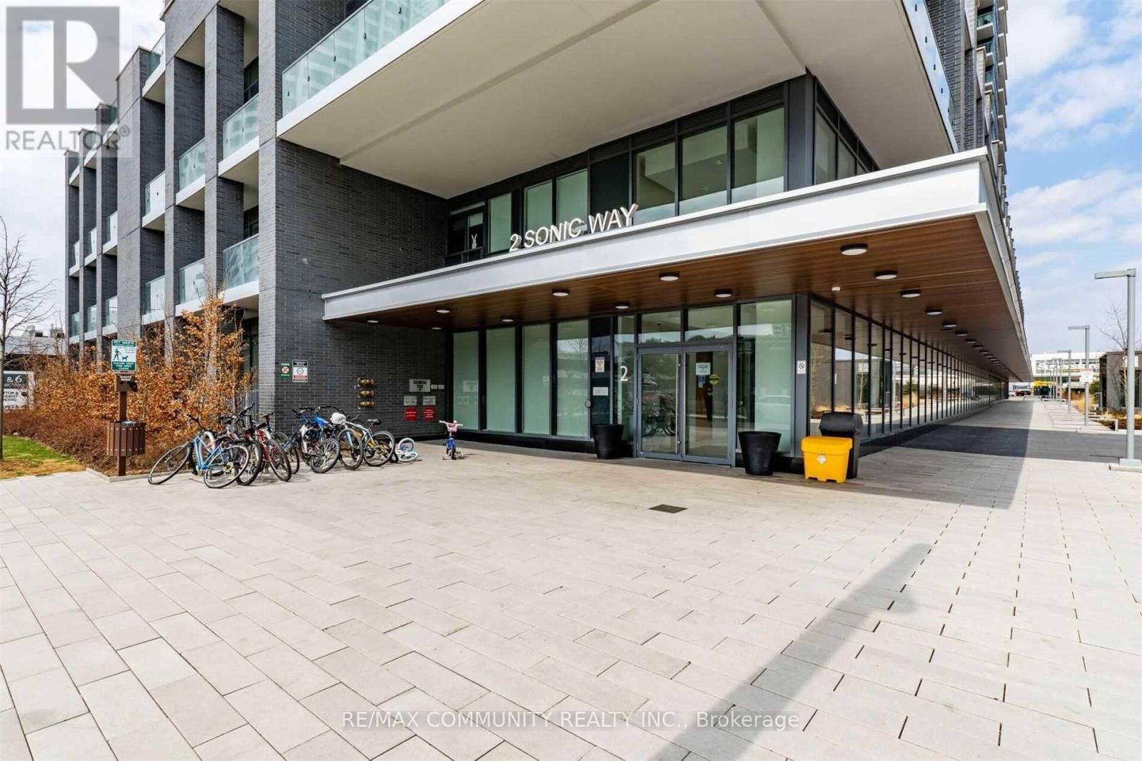 Photo 5 of 2512 2 Sonic Way, Toronto ON