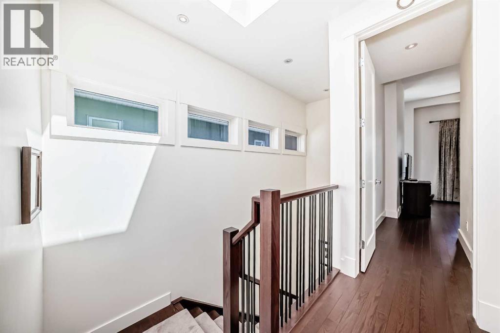 Single Family House for Sale in   Street SW Richmond Calgary 