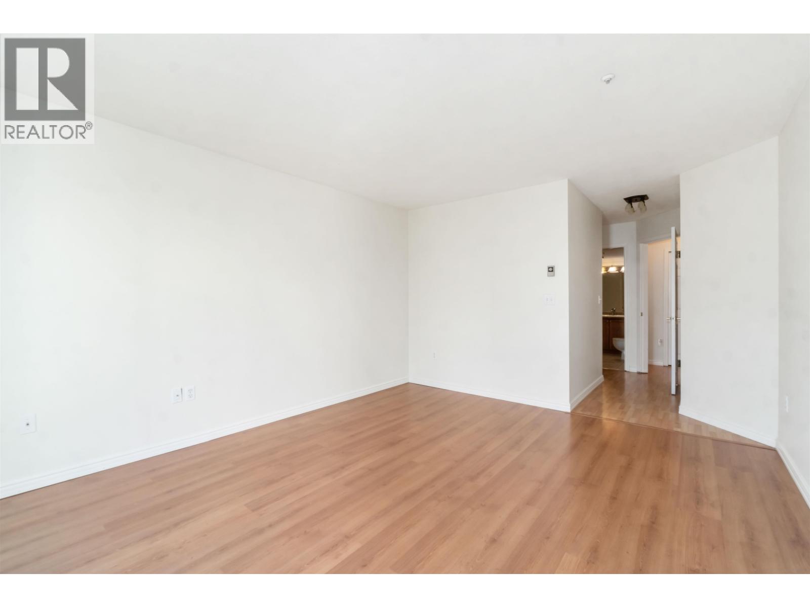 Photo 5 of 306 48 Richmond Street, New Westminster BC