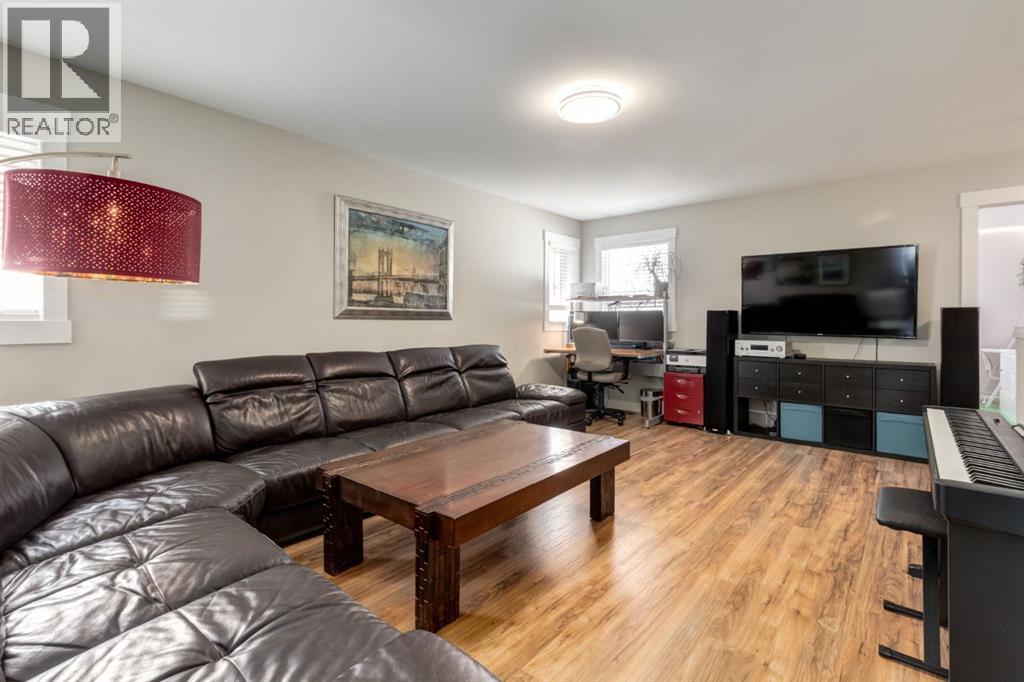 Single Family House for Sale in  Bridlerange Place SW Bridlewood Calgary 