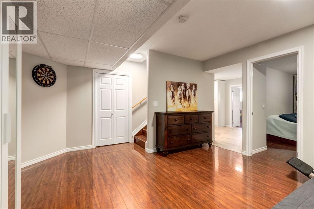118 Bridlerange Place SW, Calgary, Alberta