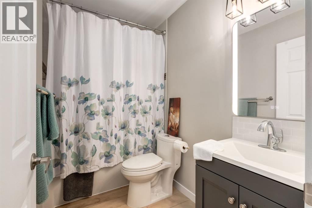 Single Family House for Sale in  Bridlerange Place SW Bridlewood Calgary 