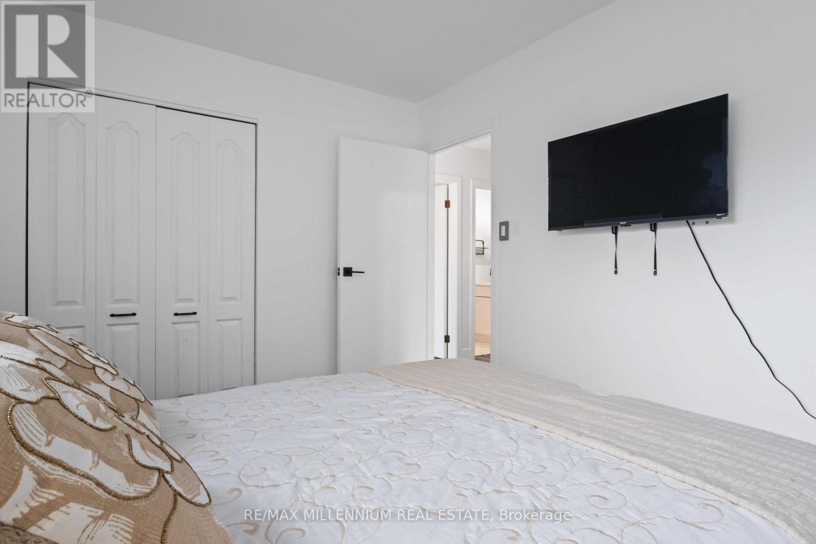 Photo 4 of 1350 Tatra Drive, Pickering ON