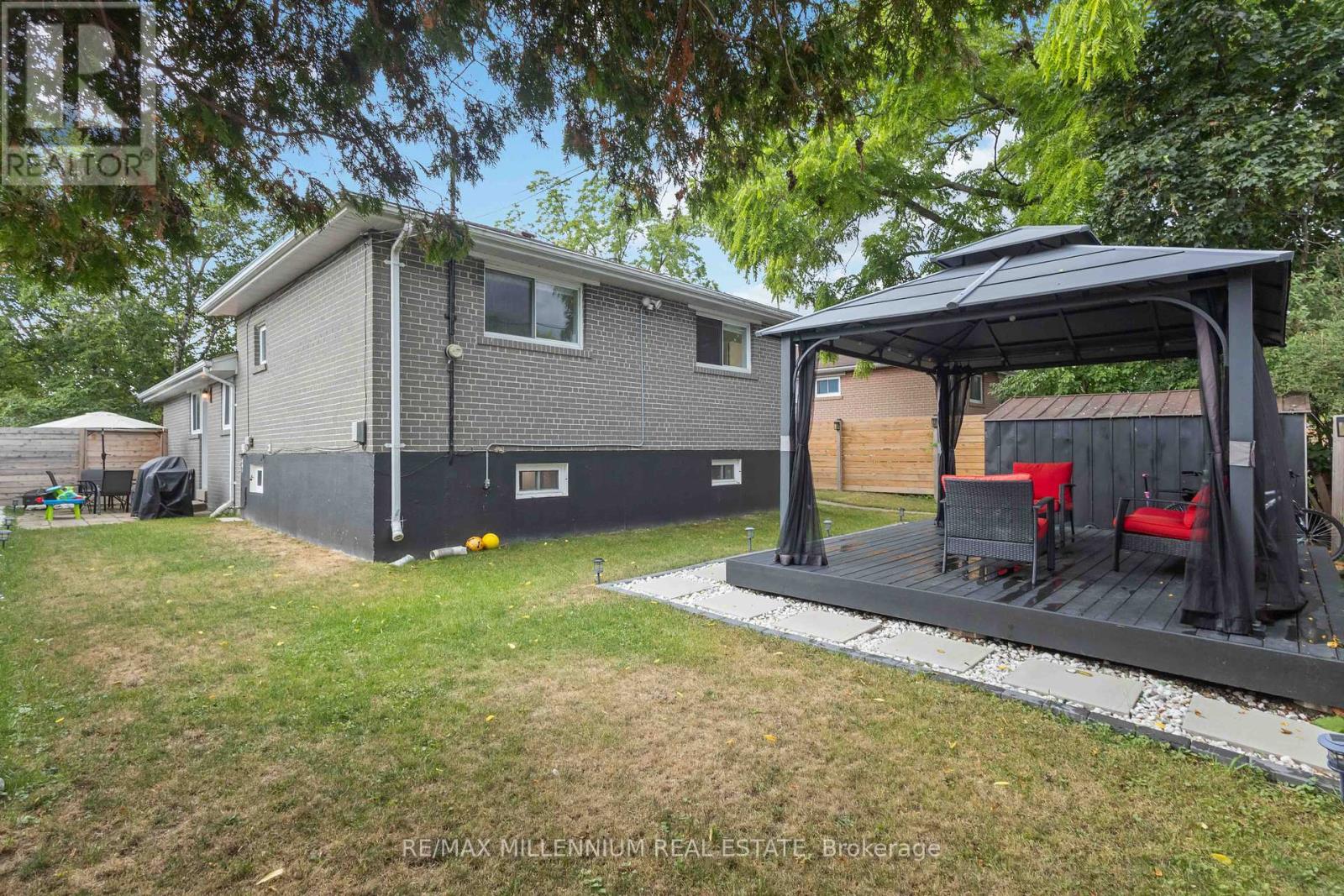 Photo 5 of 1350 Tatra Drive, Pickering ON