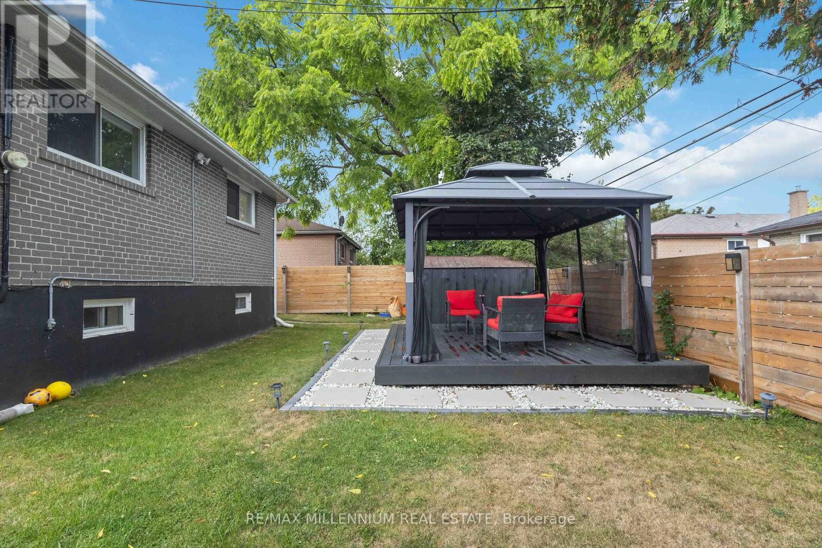 Photo 13 of 1350 Tatra Drive, Pickering ON