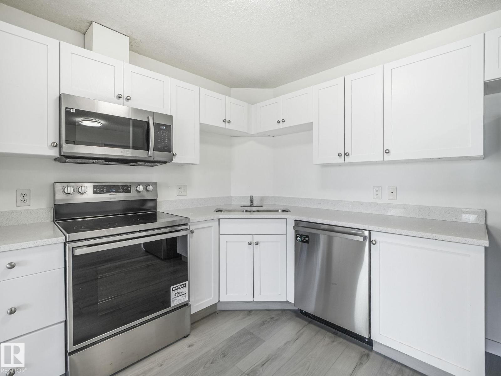 Photo 11 of 6208 7331 South Terwillegar Dr Nw, Edmonton AB