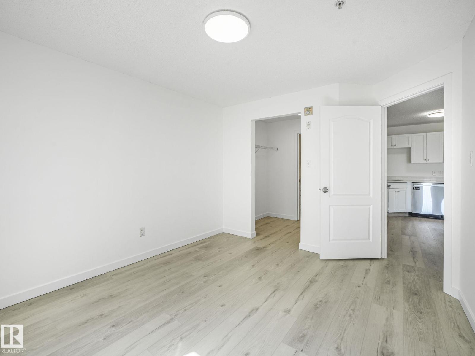 Photo 22 of 6208 7331 South Terwillegar Dr Nw, Edmonton AB