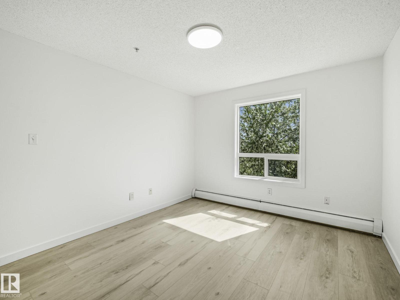 Photo 25 of 6208 7331 South Terwillegar Dr Nw, Edmonton AB