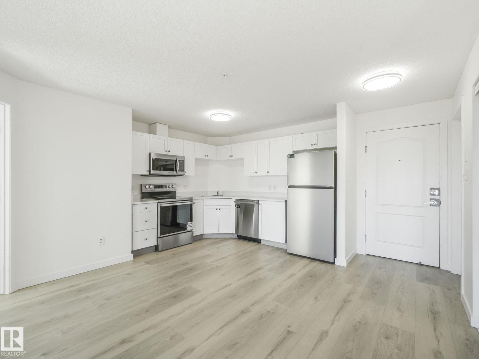 Photo 7 of 6208 7331 South Terwillegar Dr Nw, Edmonton AB