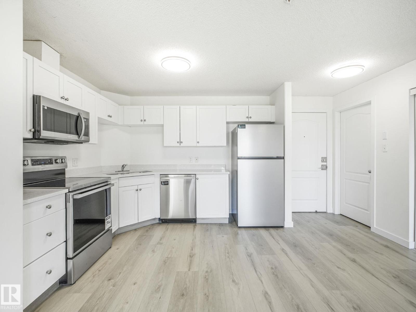 Photo 9 of 6208 7331 South Terwillegar Dr Nw, Edmonton AB