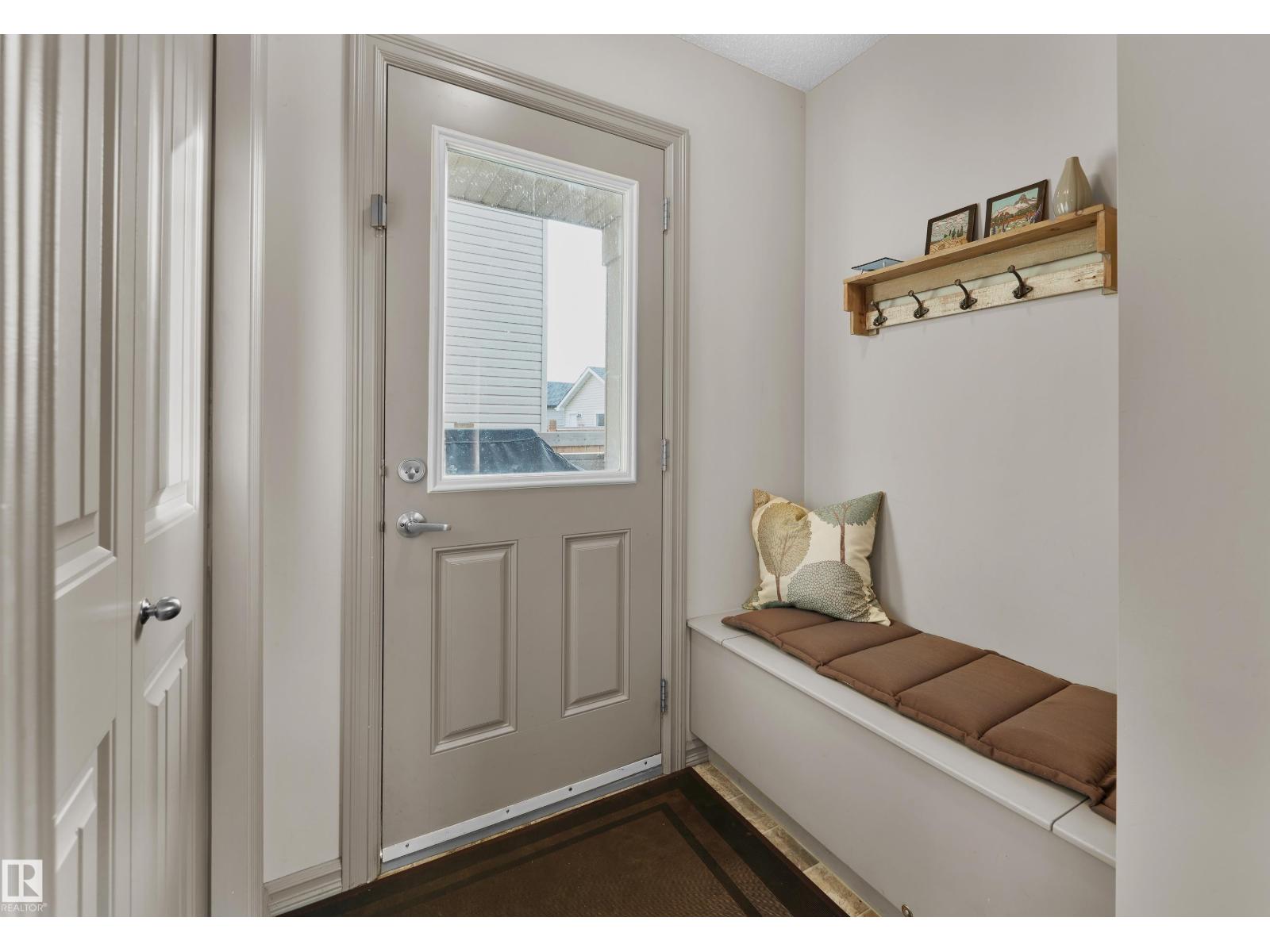 Photo 11 of 2114 Glenridding Wy Sw Sw, Edmonton AB