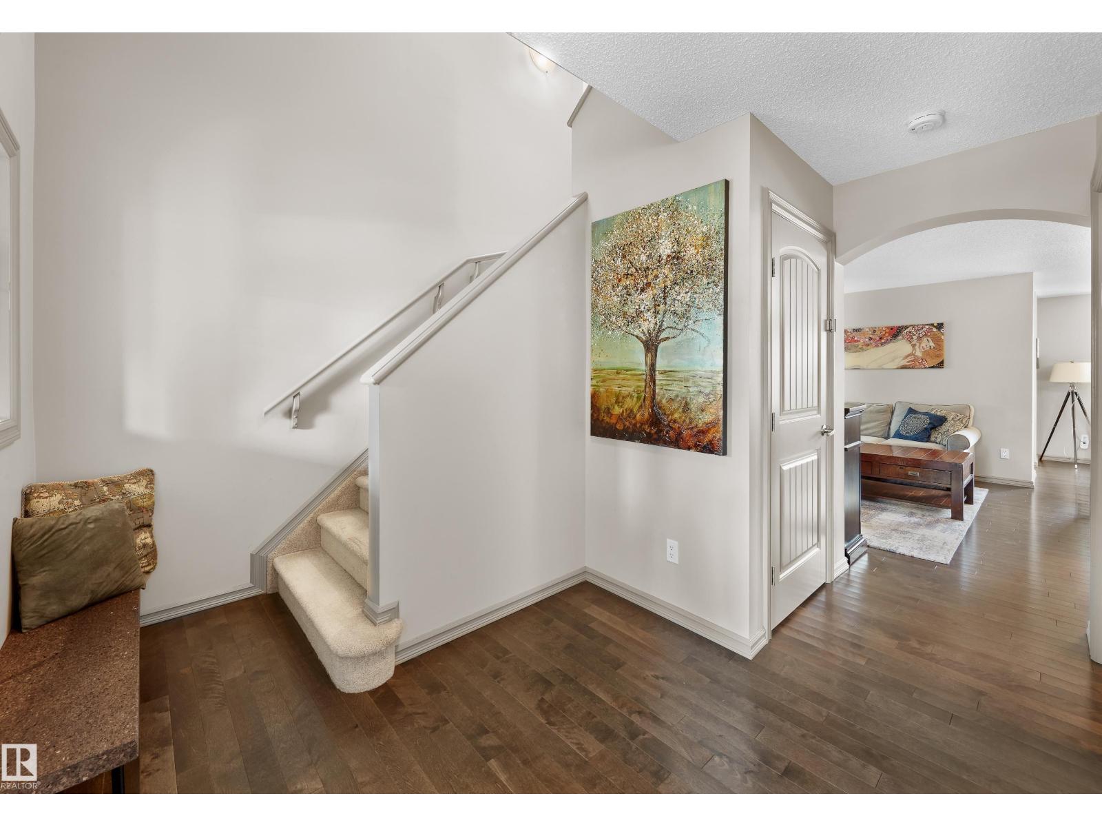 Photo 6 of 2114 Glenridding Wy Sw Sw, Edmonton AB
