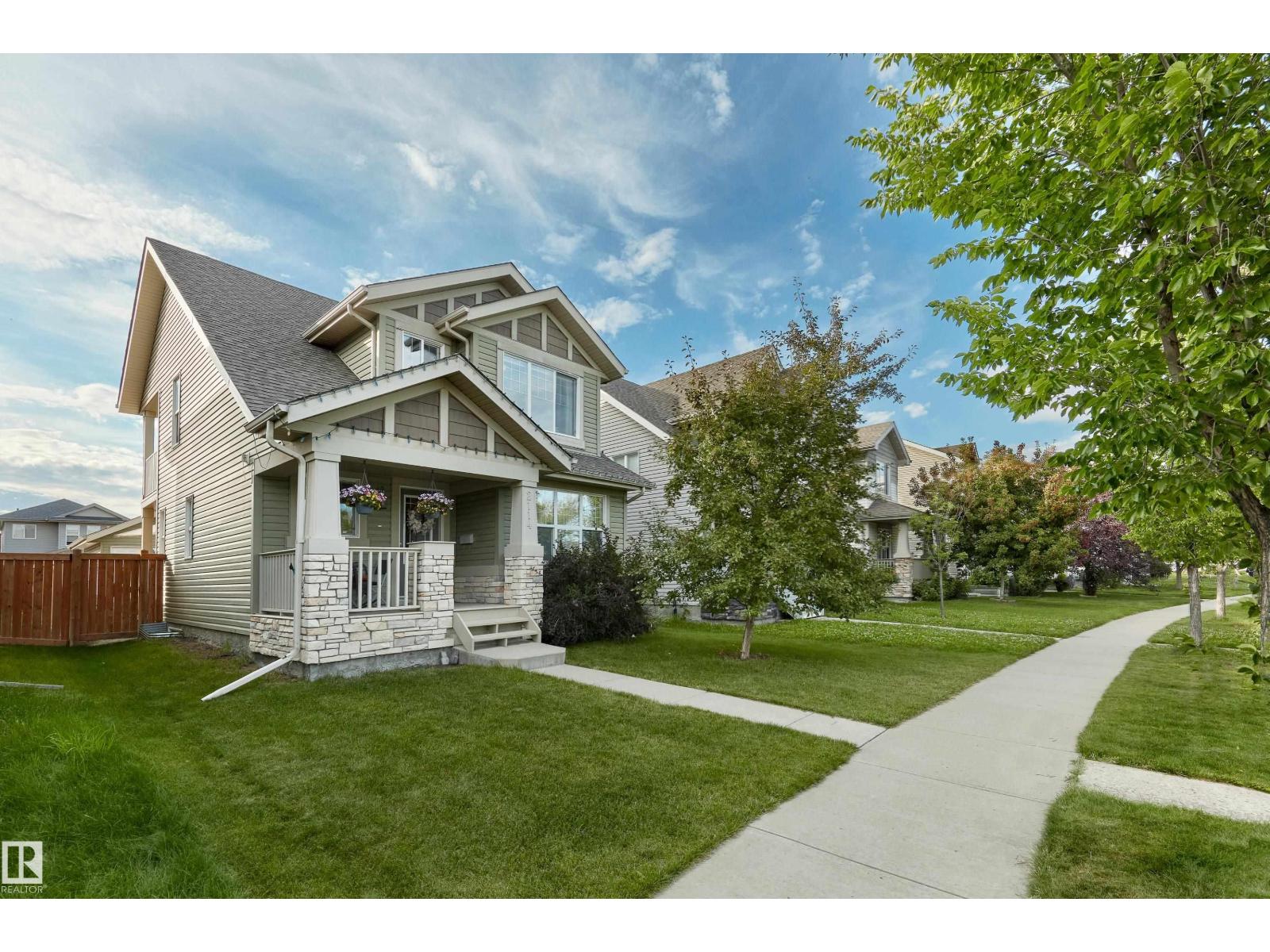Photo 14 of 2114 Glenridding Wy Sw Sw, Edmonton AB