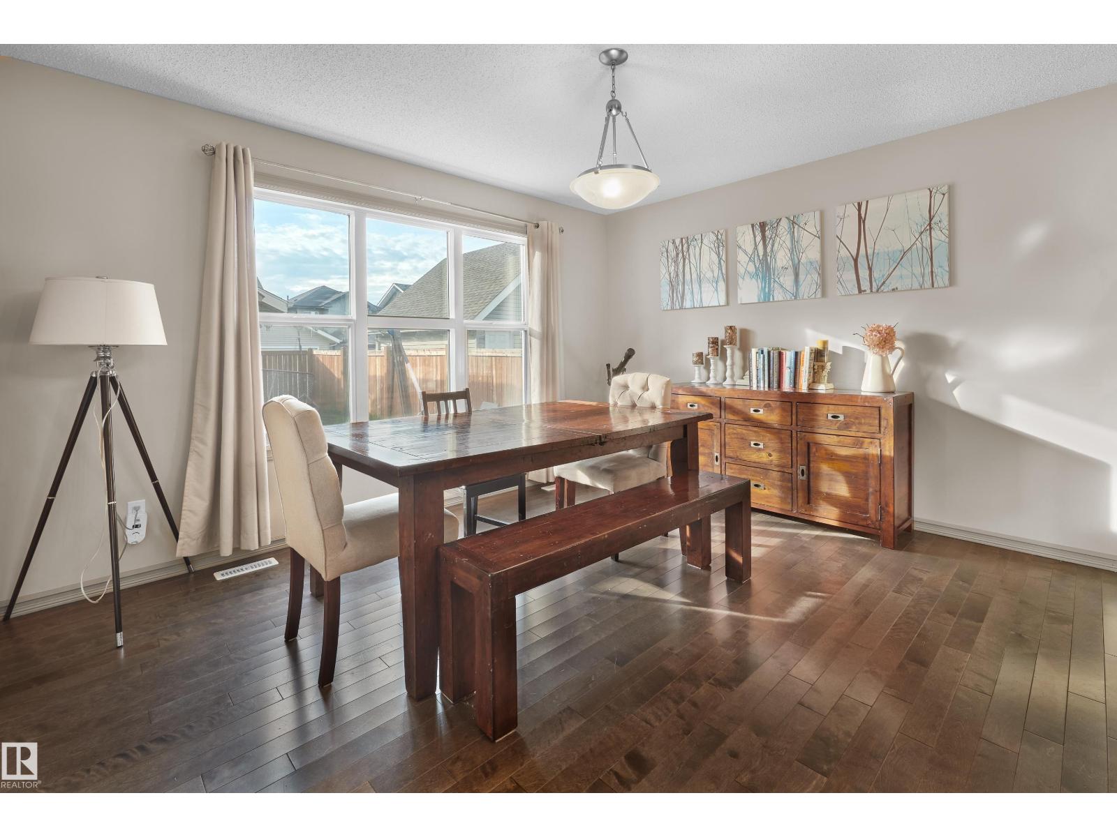 Photo 1 of 2114 Glenridding Wy Sw Sw, Edmonton AB