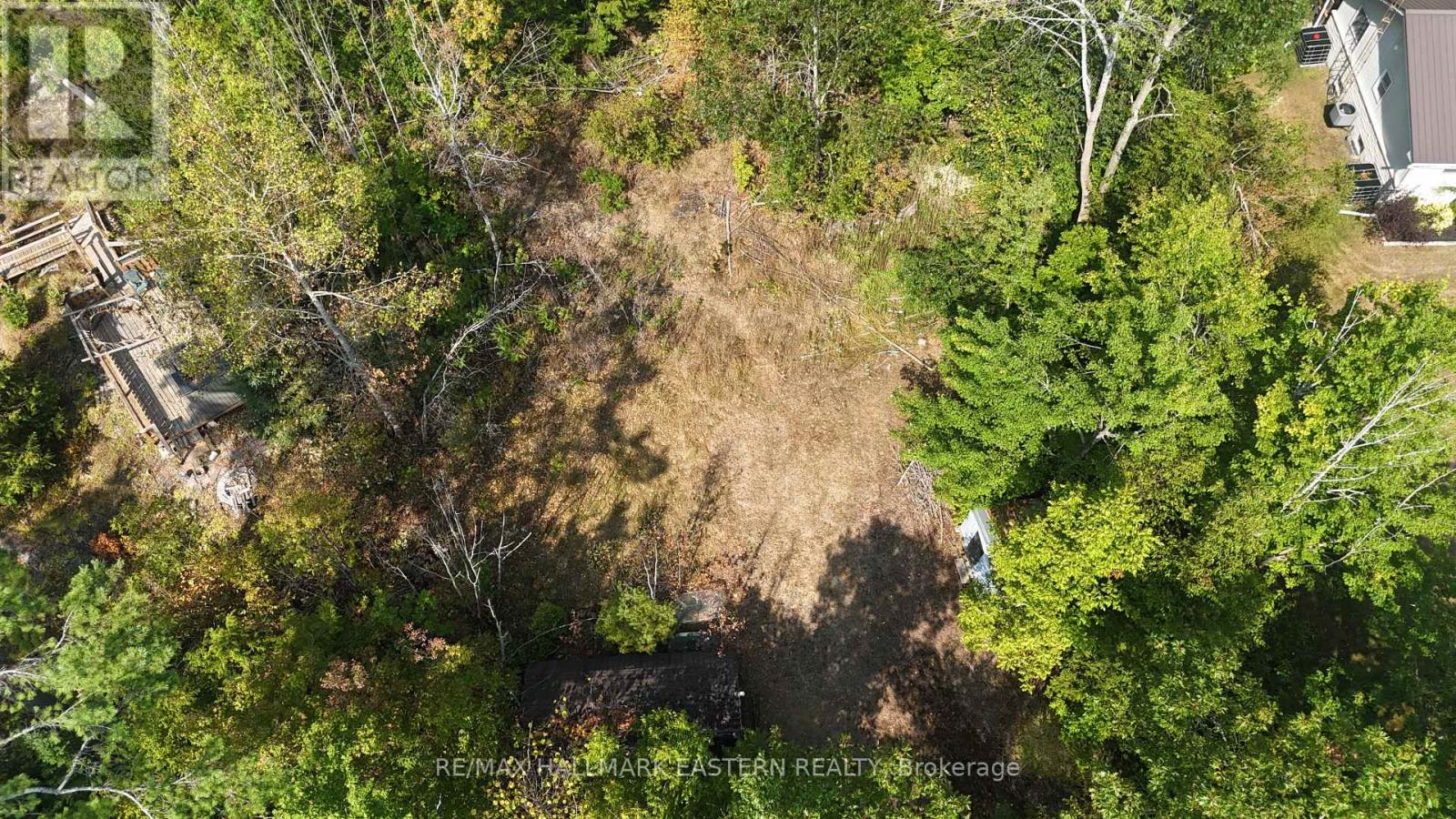 Photo 3 of 400 Kennedy Drive, Trent Lakes ON