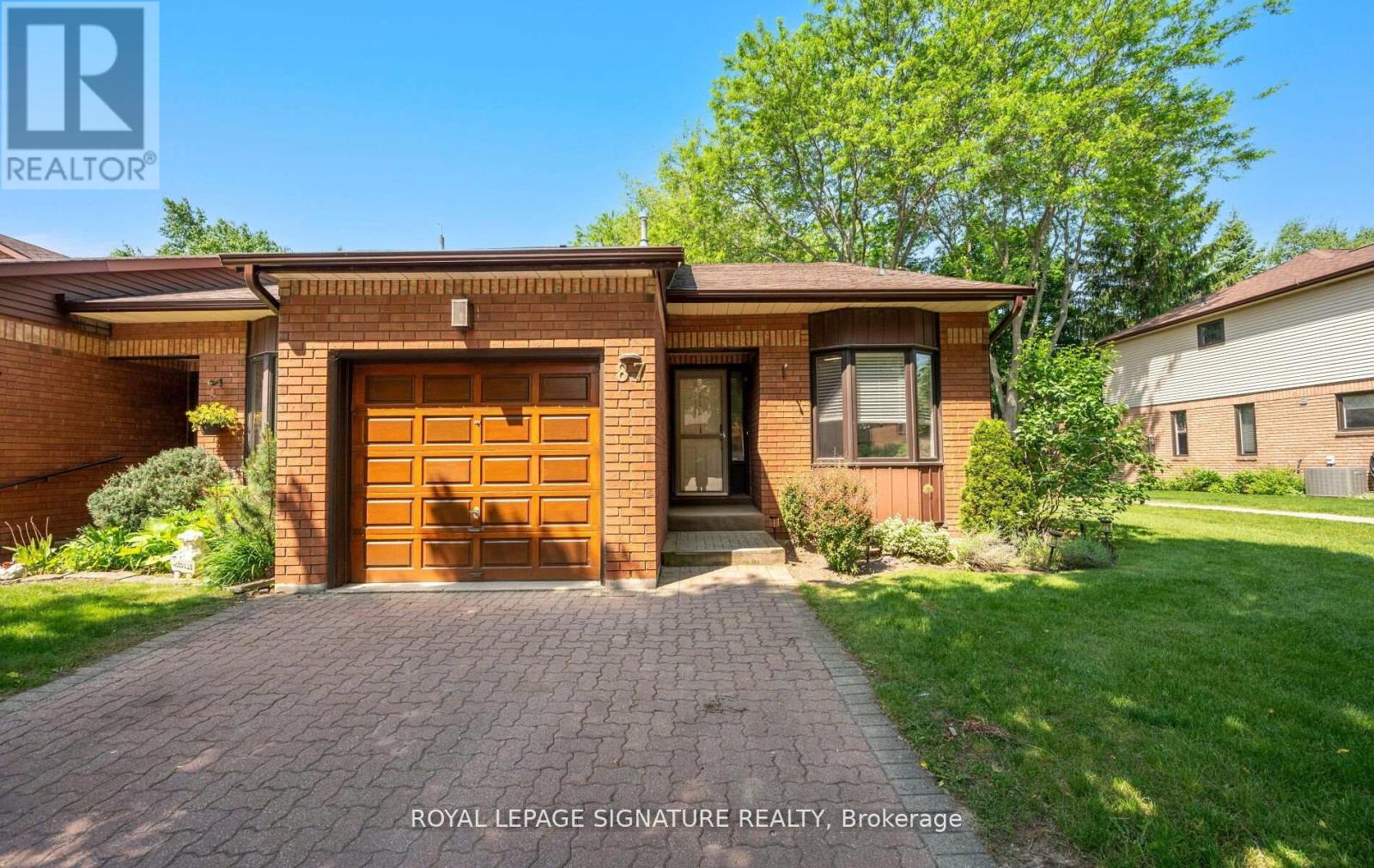 Photo 1 of 87 Green Briar Road, New Tecumseth ON