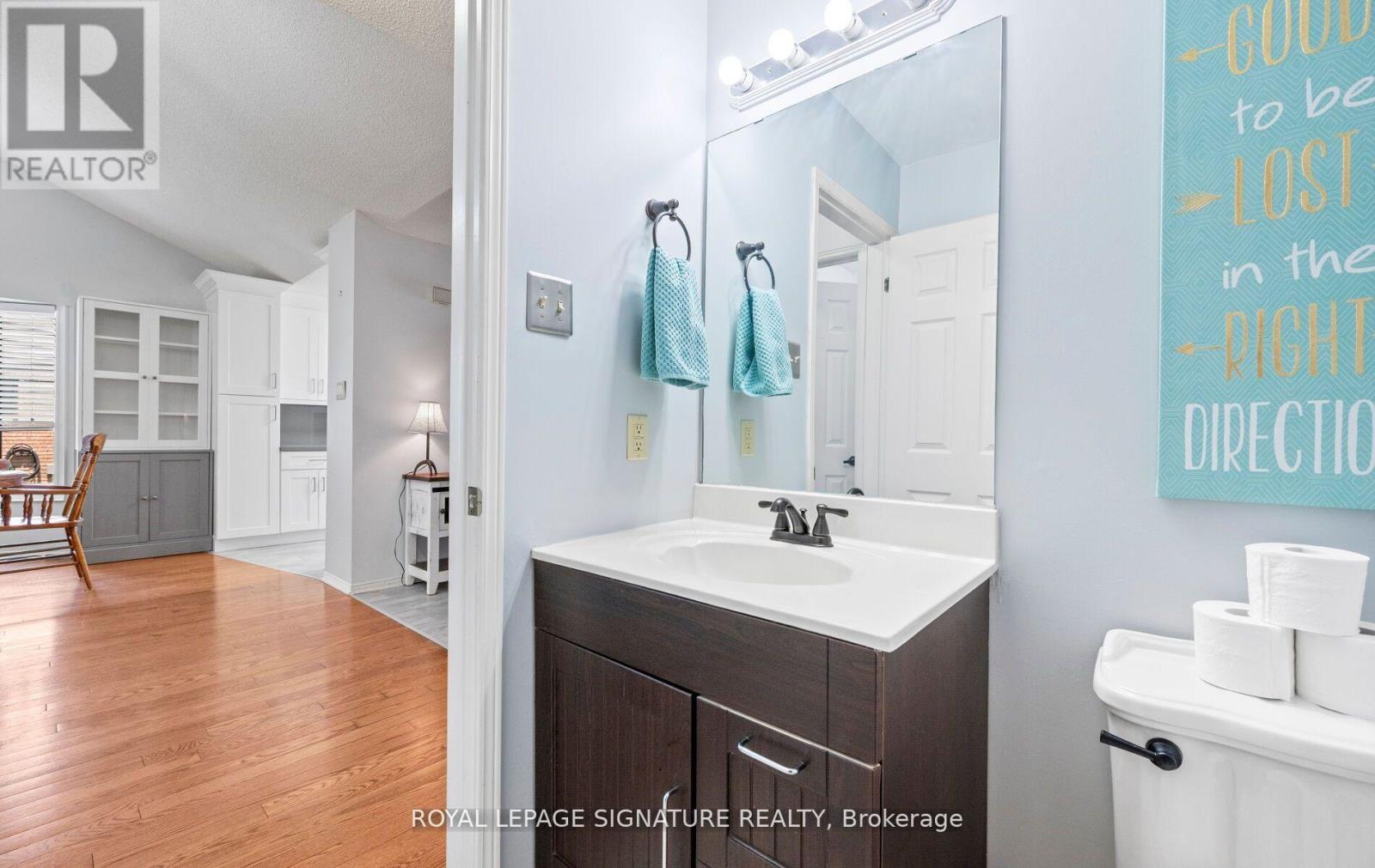 Photo 16 of 87 Green Briar Road, New Tecumseth ON