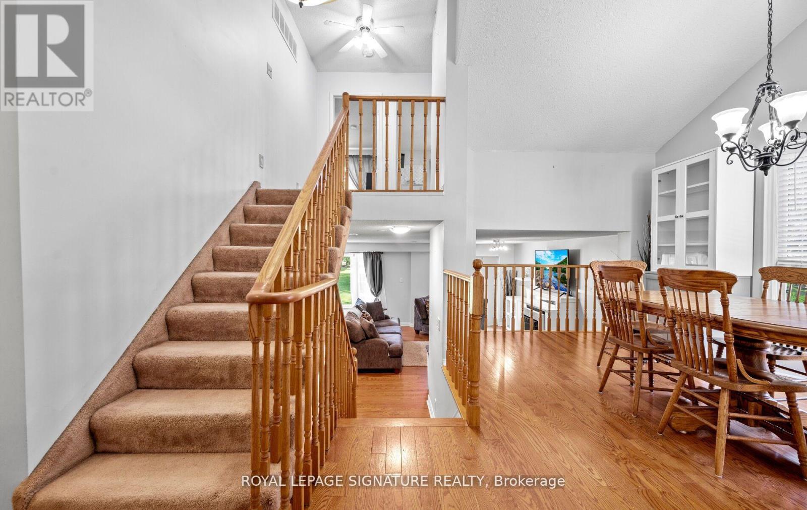 Photo 25 of 87 Green Briar Road, New Tecumseth ON