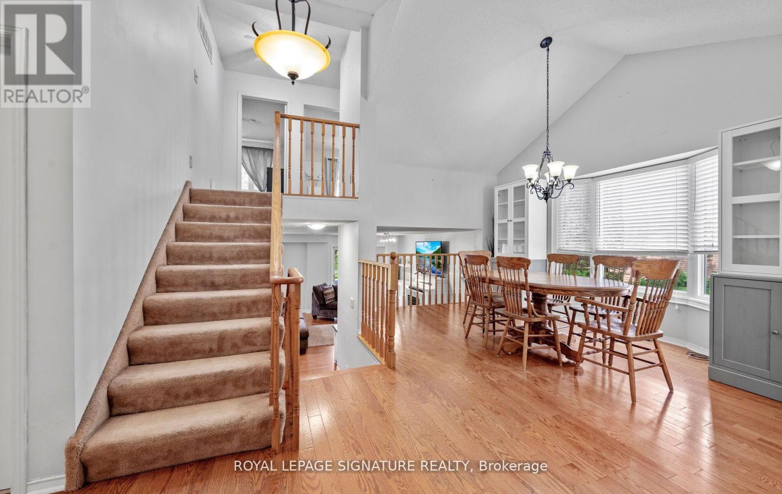 Photo 6 of 87 Green Briar Road, New Tecumseth ON