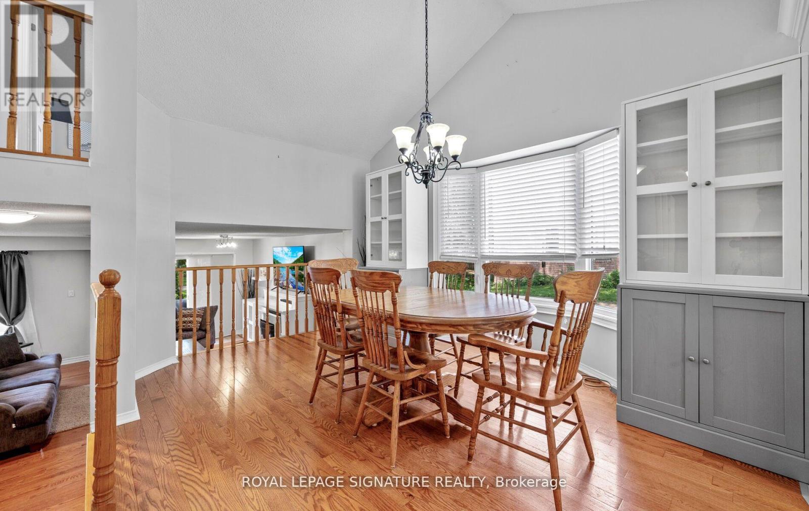 Photo 7 of 87 Green Briar Road, New Tecumseth ON