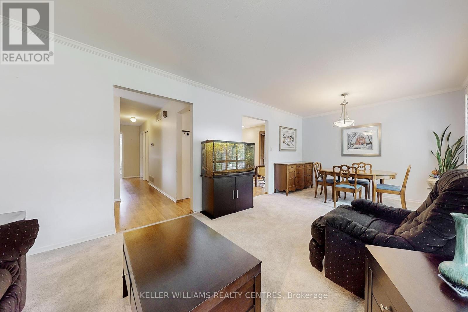 Photo 43 of 19 Adelaide Street, Georgina ON