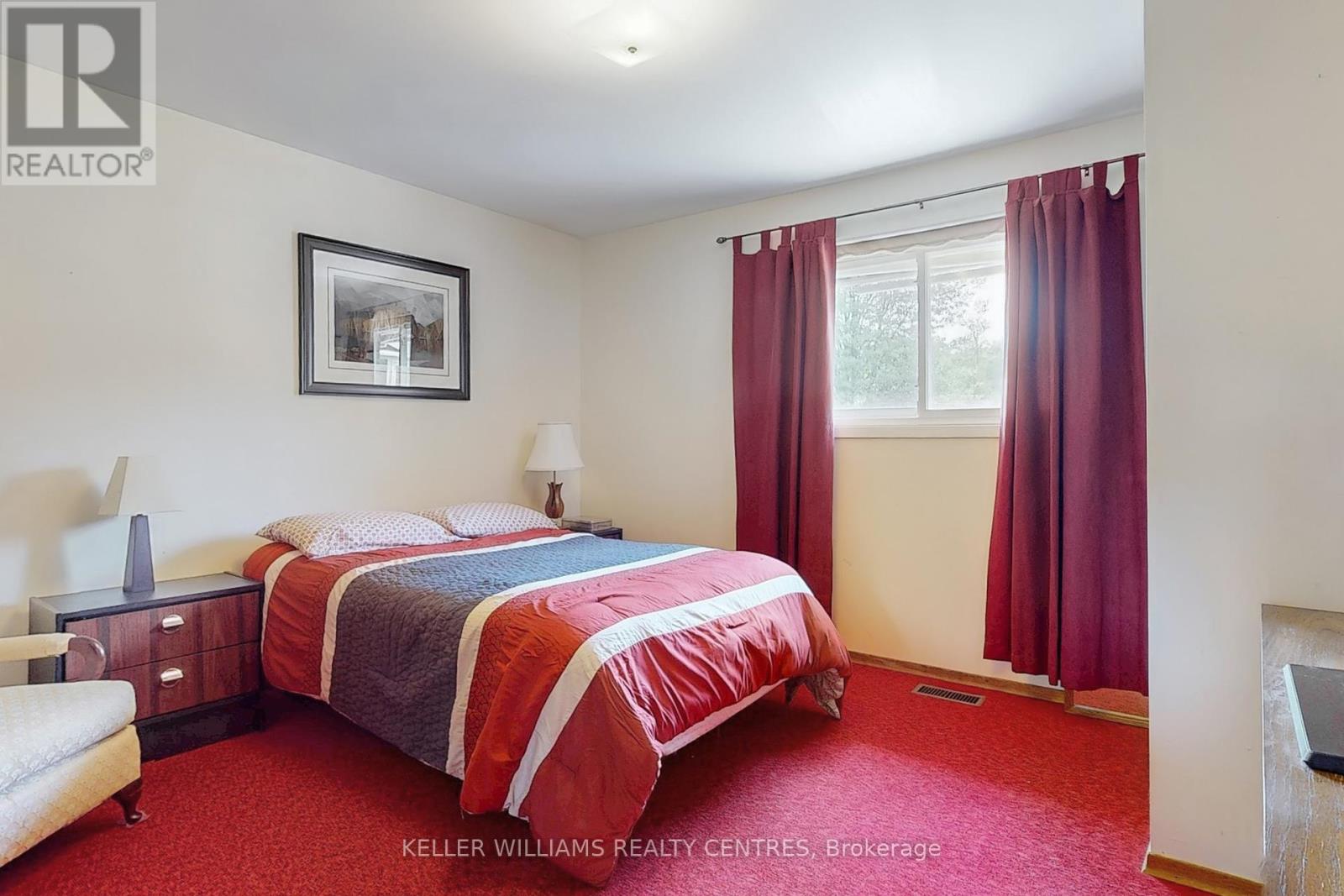 Photo 39 of 19 Adelaide Street, Georgina ON