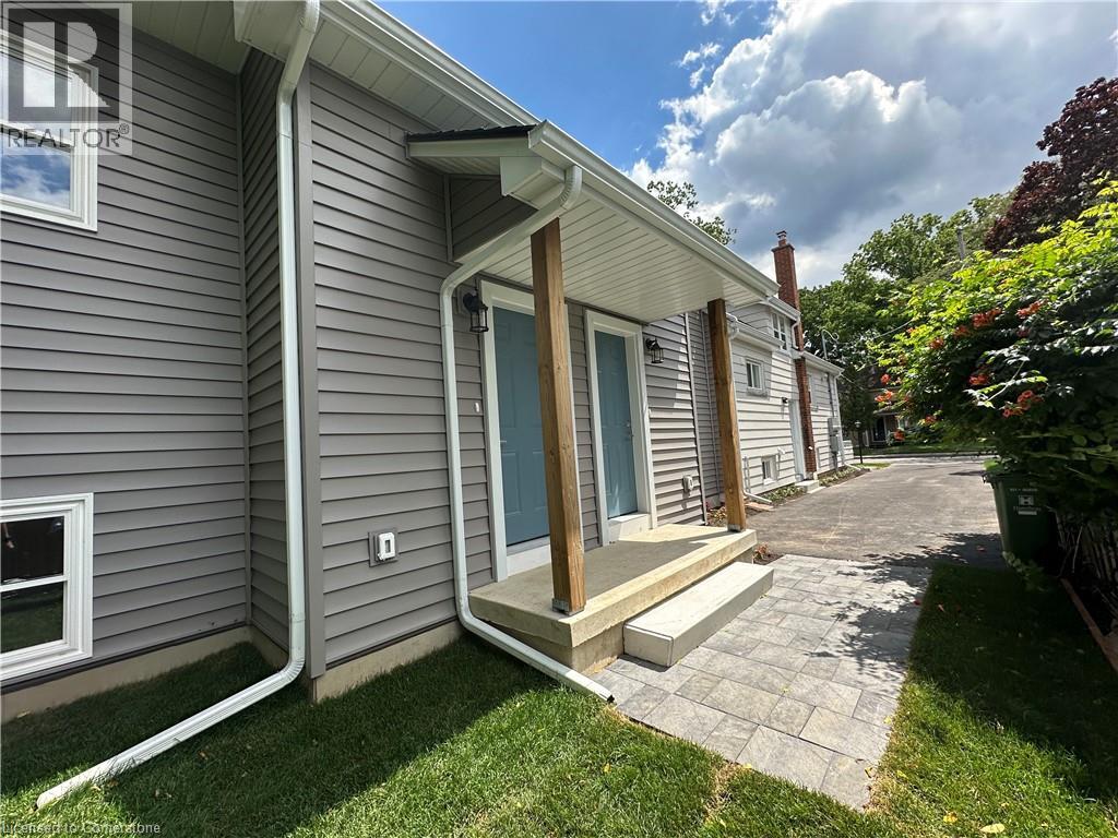 Photo 6 of 38 Viewpoint Avenue Unit 2, Hamilton ON