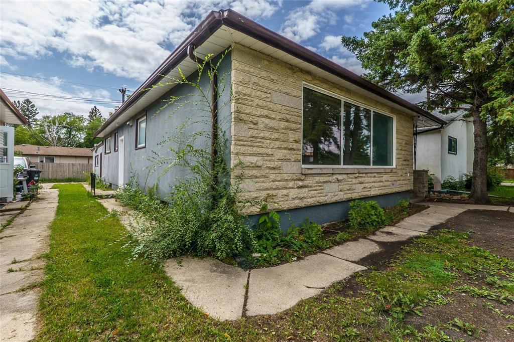 Photo 12 of 50 Teakwood Avenue, Winnipeg MB