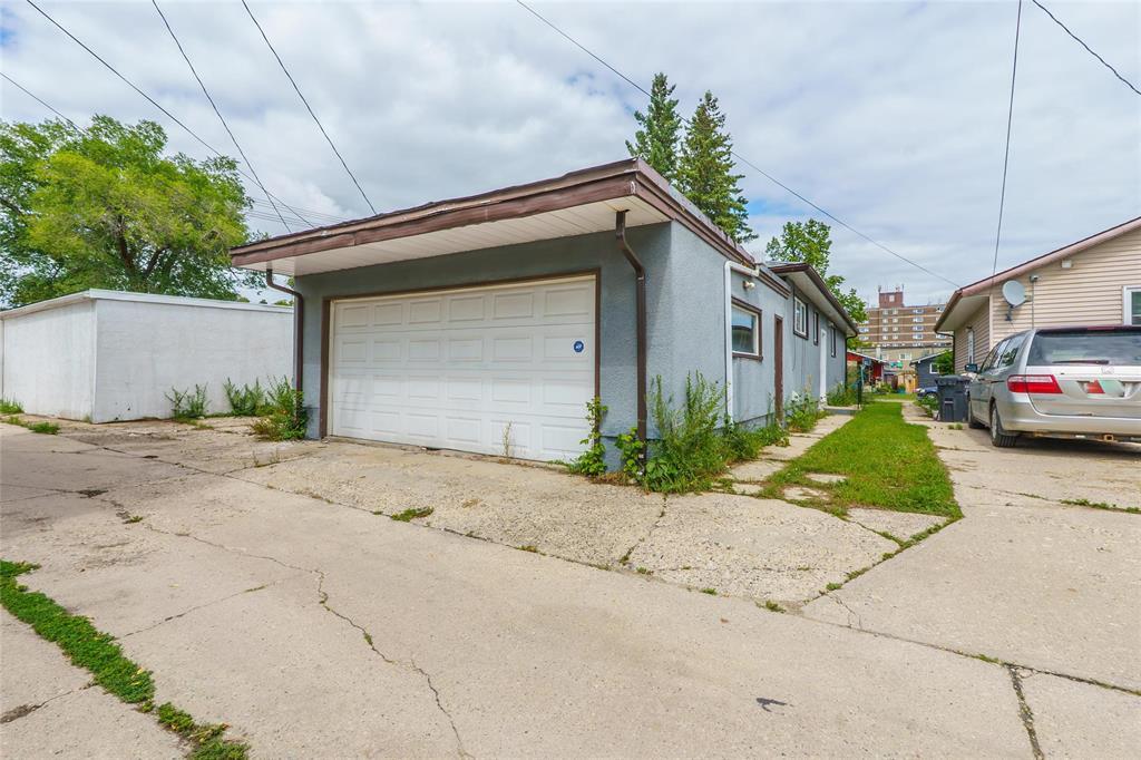 Photo 1 of 50 Teakwood Avenue, Winnipeg MB