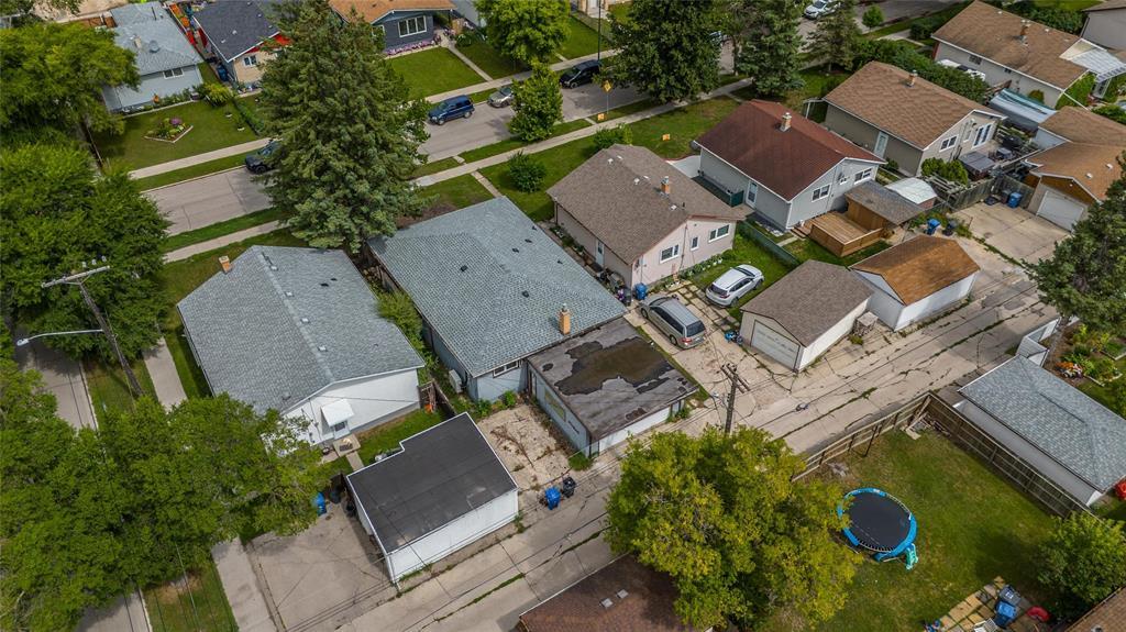 Photo 14 of 50 Teakwood Avenue, Winnipeg MB