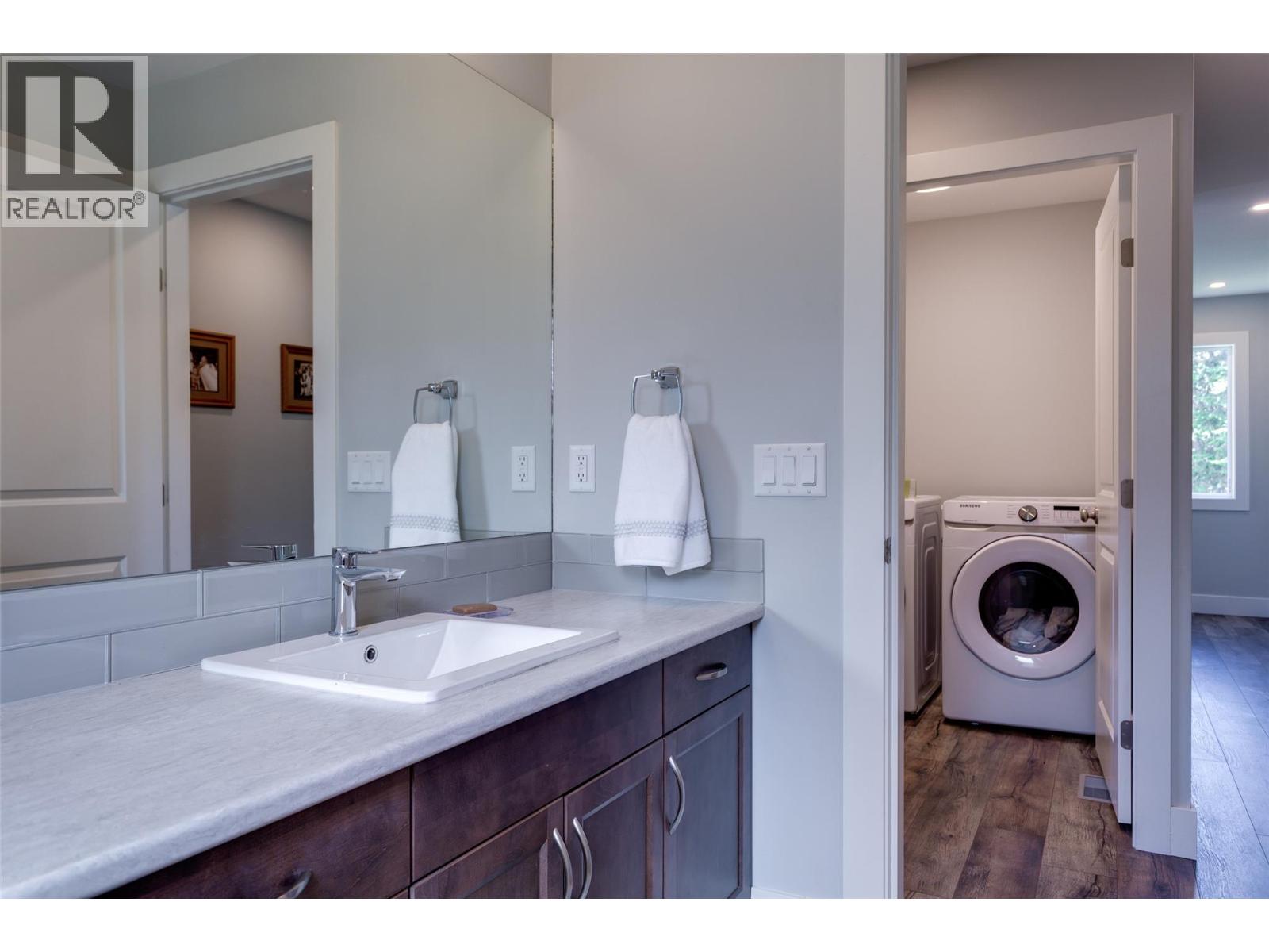  1259 Rio Drive, Kelowna