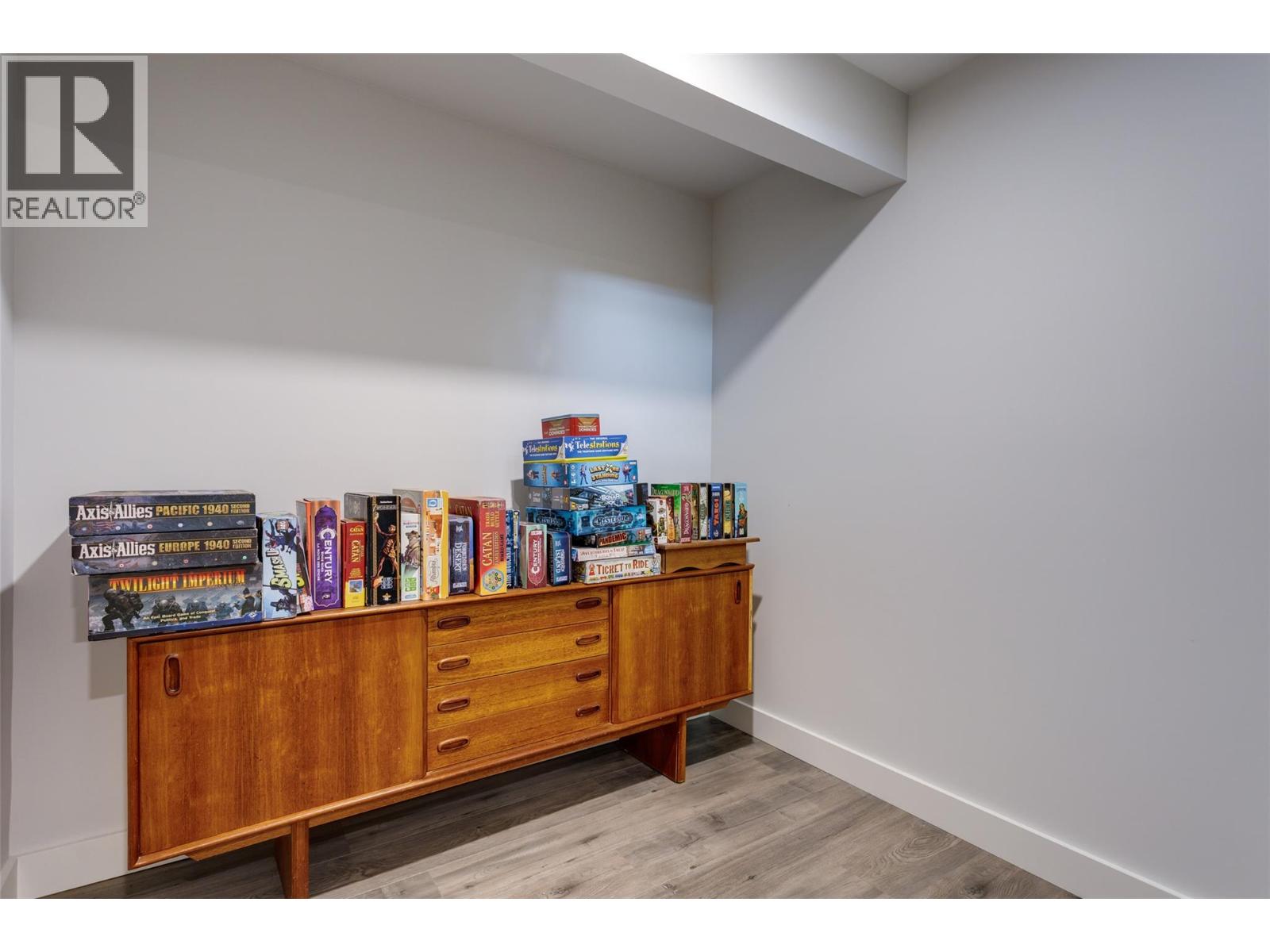 1259 Rio Drive, Kelowna