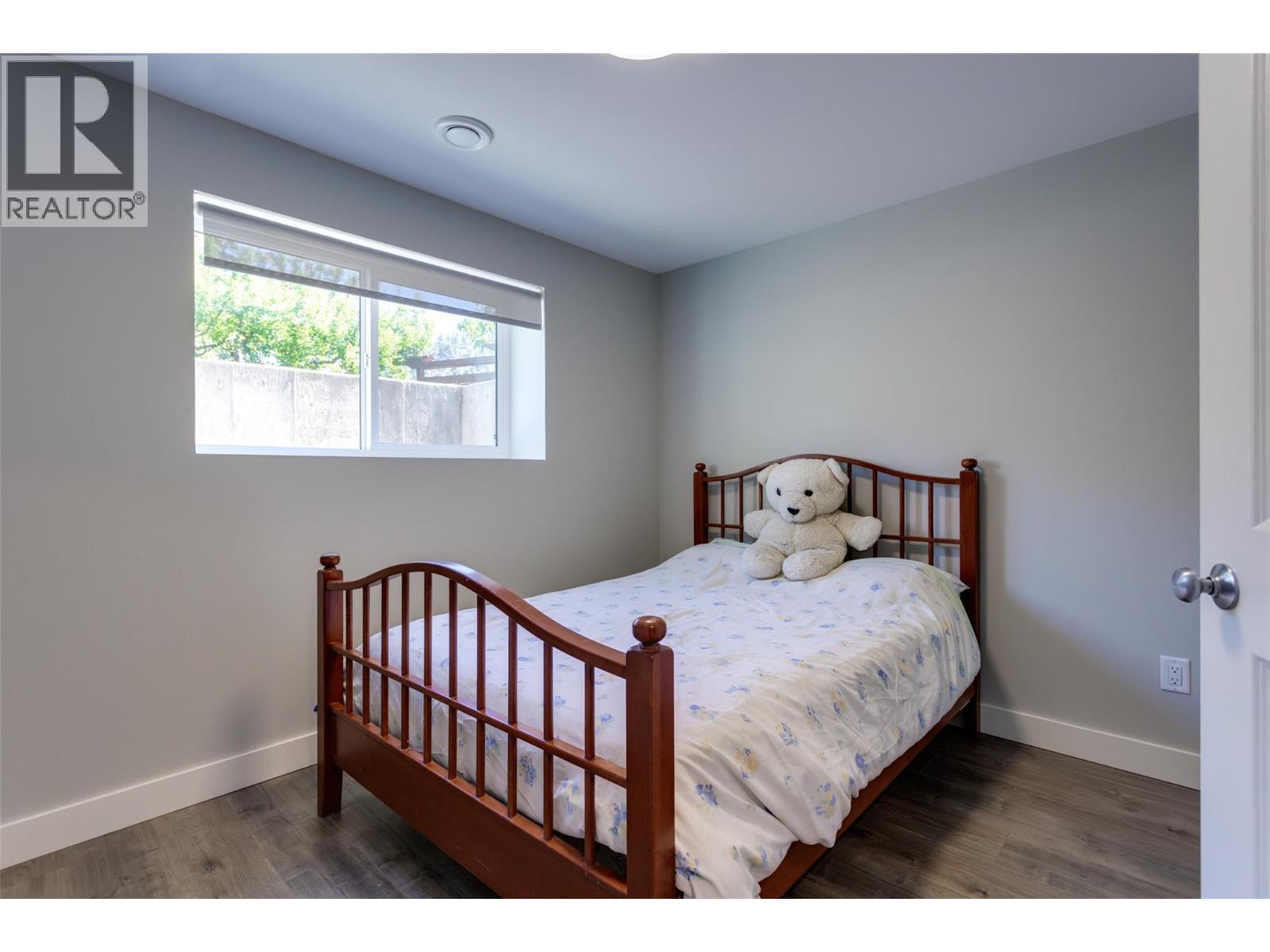  1259 Rio Drive, Kelowna