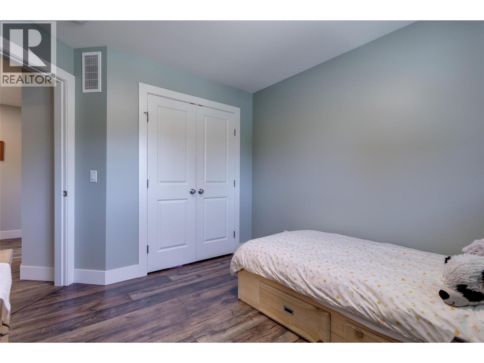  1259 Rio Drive, Kelowna