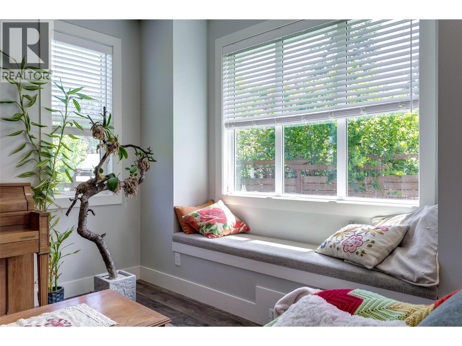  1259 Rio Drive, Kelowna