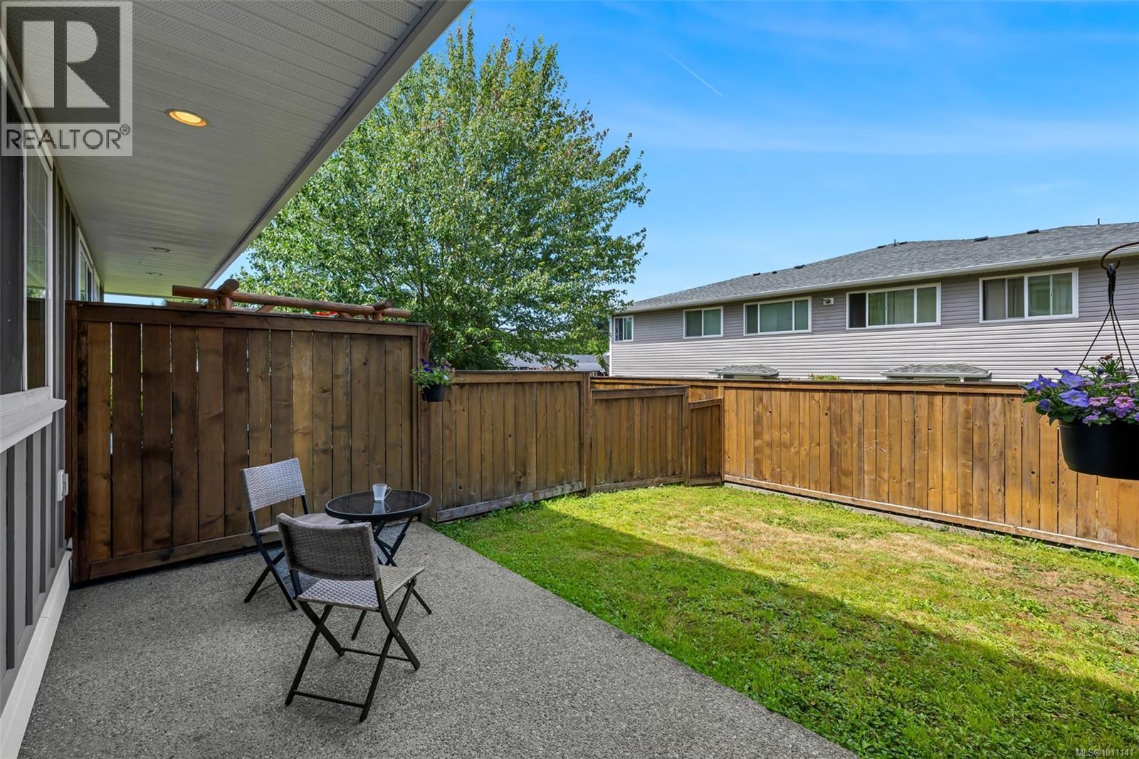 Photo 18 of 13 2529 Alexander St, Duncan BC