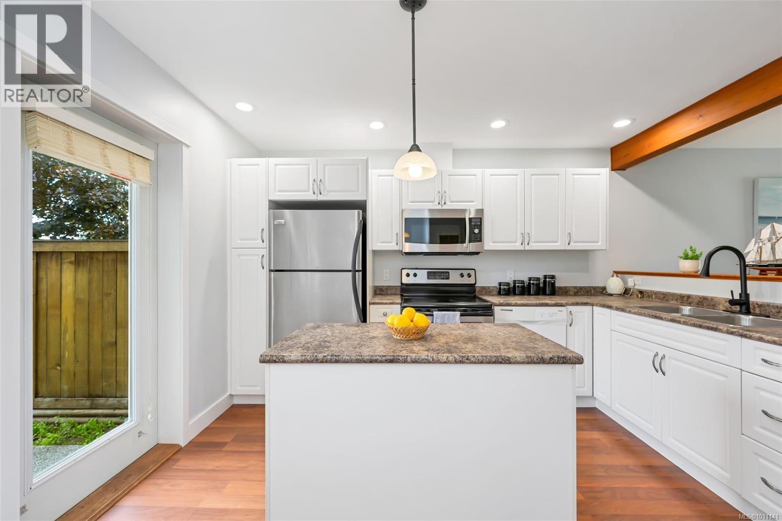 Photo 9 of 13 2529 Alexander St, Duncan BC