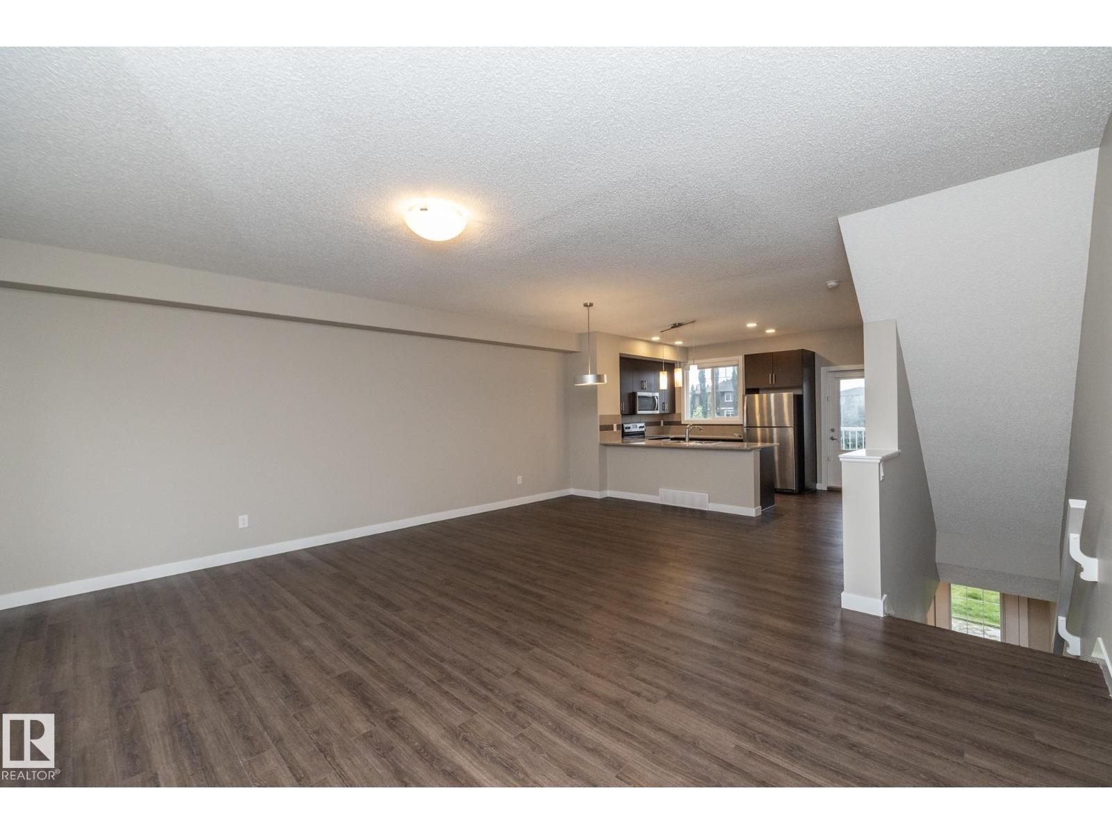 Photo 30 of 22 13139 205 St Nw, Edmonton AB