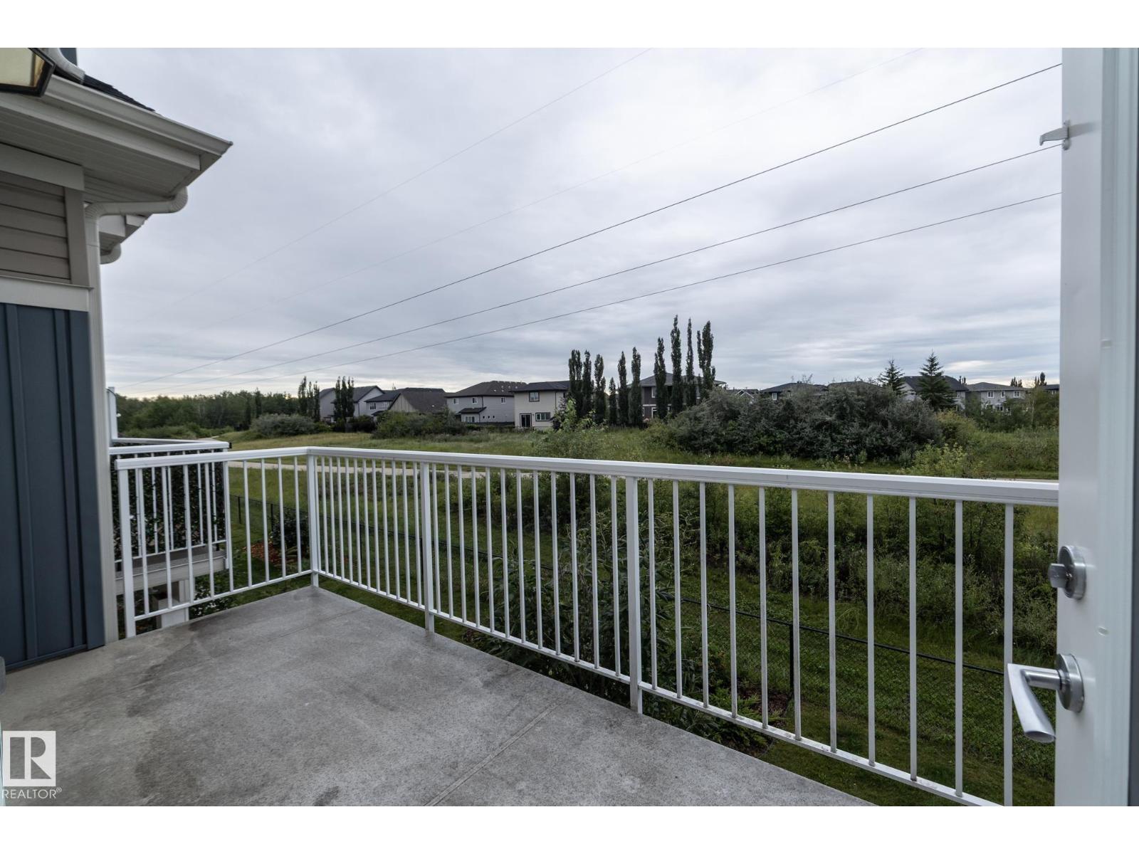 Photo 5 of 22 13139 205 St Nw, Edmonton AB