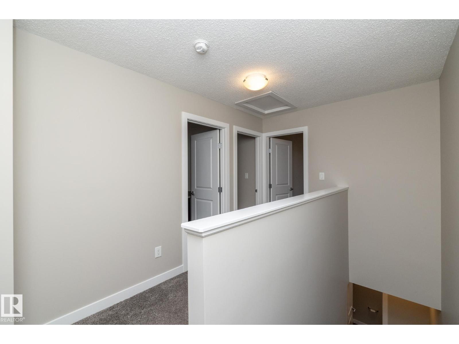 Photo 12 of 22 13139 205 St Nw, Edmonton AB