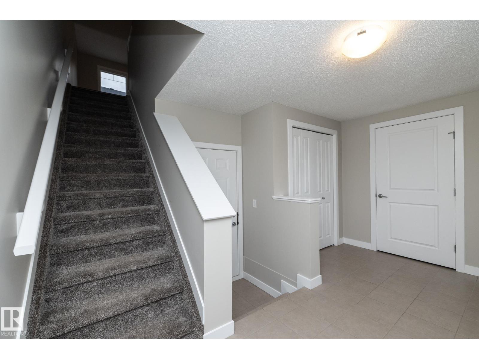 Photo 26 of 22 13139 205 St Nw, Edmonton AB