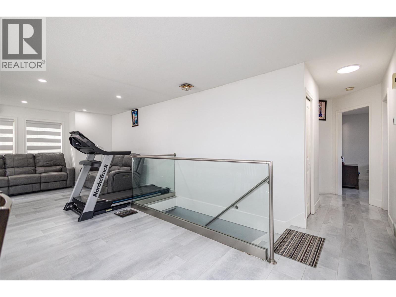  470 Wallace Road, Kelowna