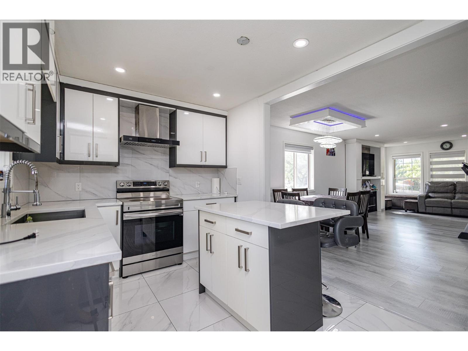  470 Wallace Road, Kelowna