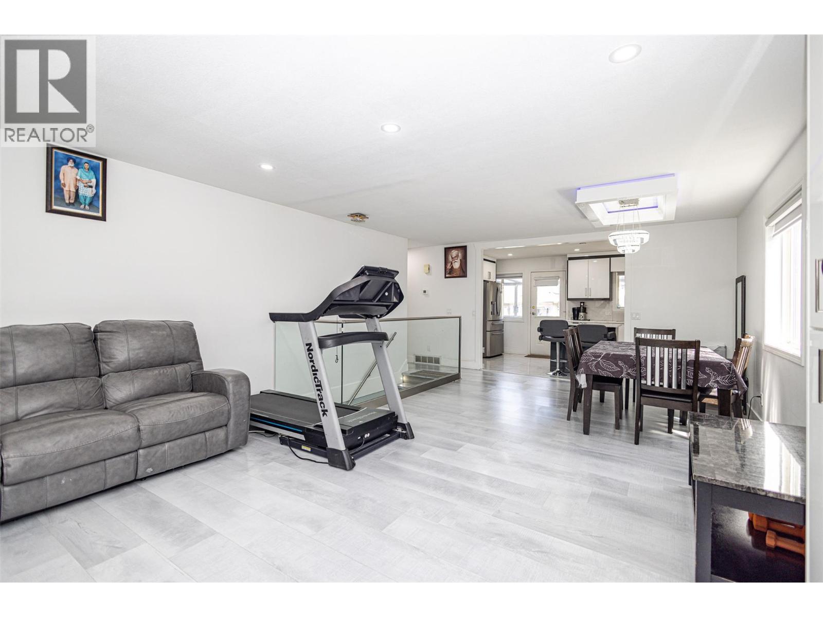  470 Wallace Road, Kelowna